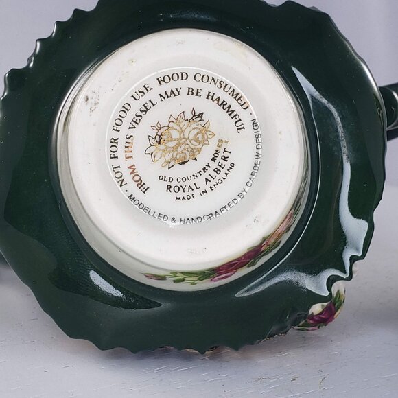 Royal Albert Old Country Roses Miniature Christmas Tree Teapot England Cardew - Picture 7 of 13